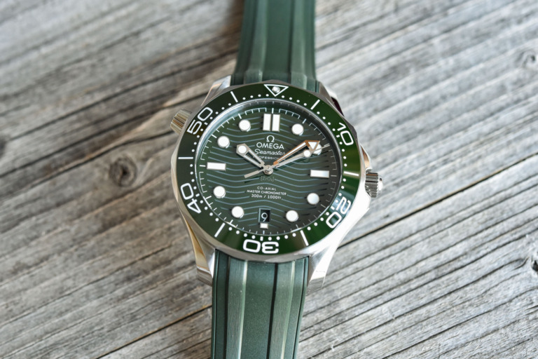 Omega-Seamaster-Diver-300M-Green-Dial-Green-Bezel-210.32.42.20.10.001-hands-on-1-768x512.jpg