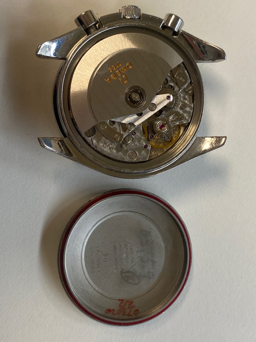 Omega_Speedmaster_Date_M - 4.jpeg