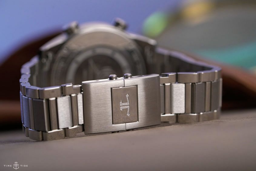 JLC-Polaris-Date-2-845x564.jpg