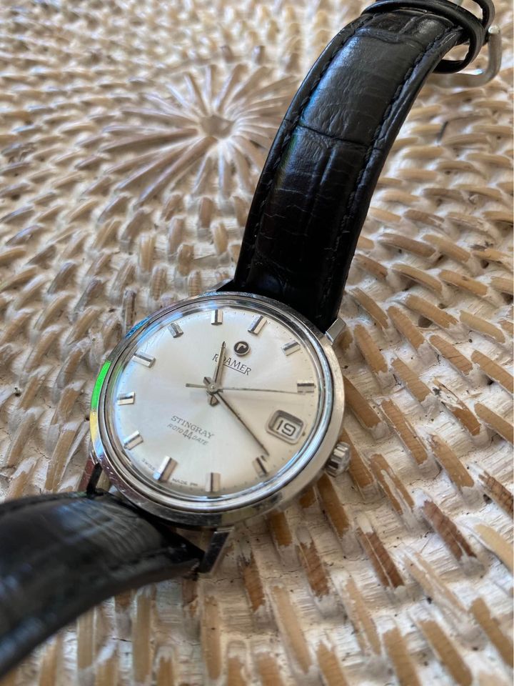 Roamer Stingray 44 Jewel 1.jpg