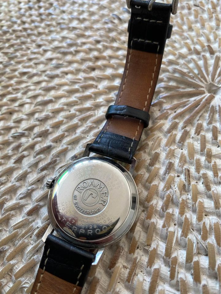 Roamer Stingray 44 Jewel 3.jpg