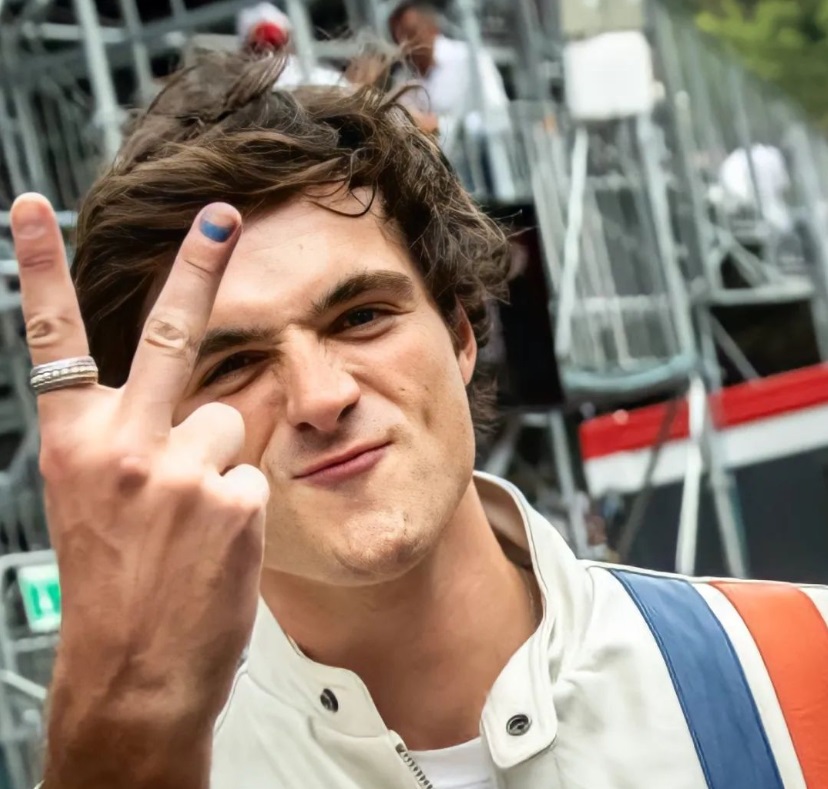 tagdude.jpg tagdude.jpg