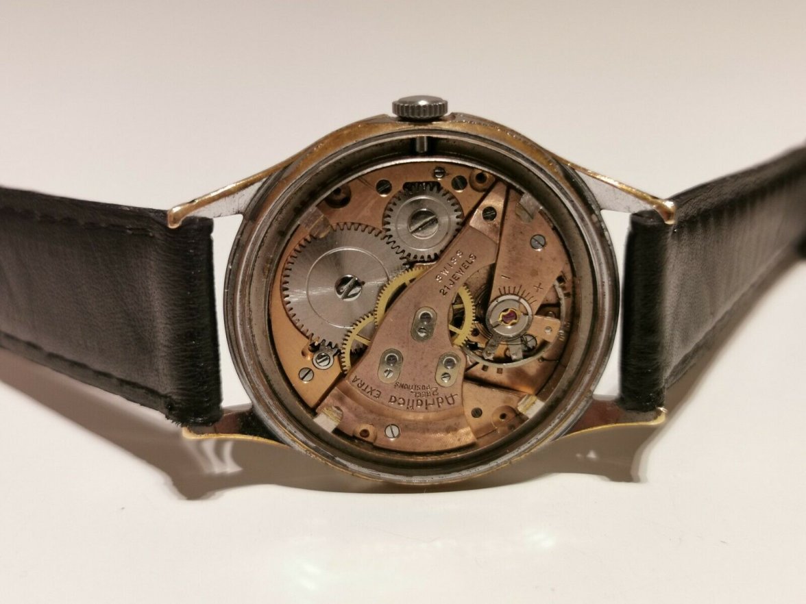 mywatch_ebaypic.jpg mywatch_ebaypic.jpg