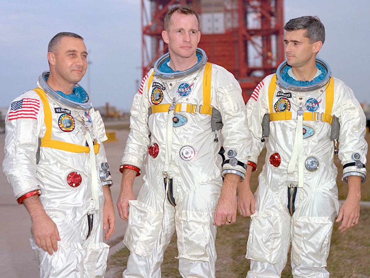 Apollo1_crop.jpg