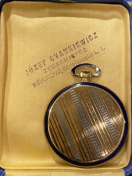 OmegaPWback.jpg OmegaPWback.jpg