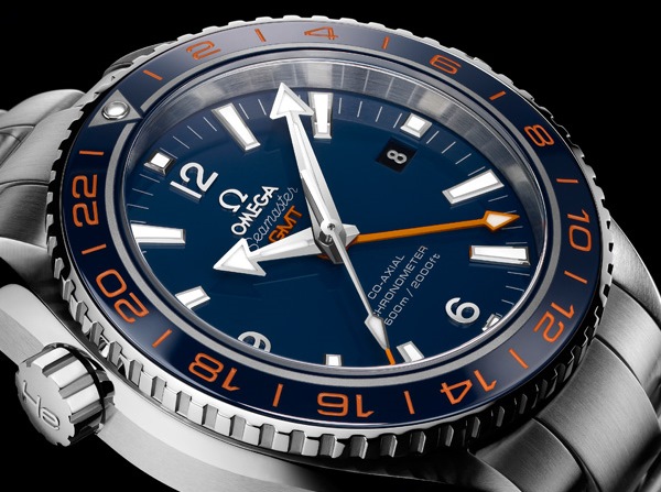 Omega-Seamaster-Planet-Ocean-GMT-Angle.jpg