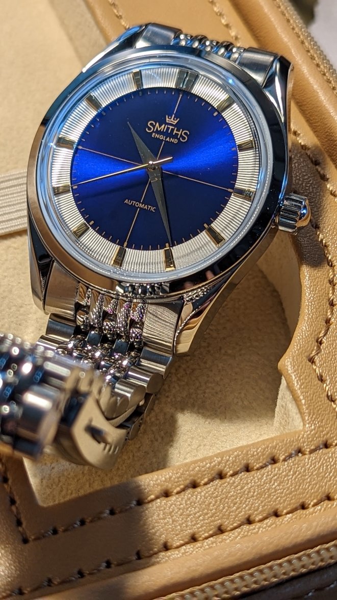 PXL_20221109_152502627.PORTRAIT.jpg PXL_20221109_152502627.PORTRAIT.jpg