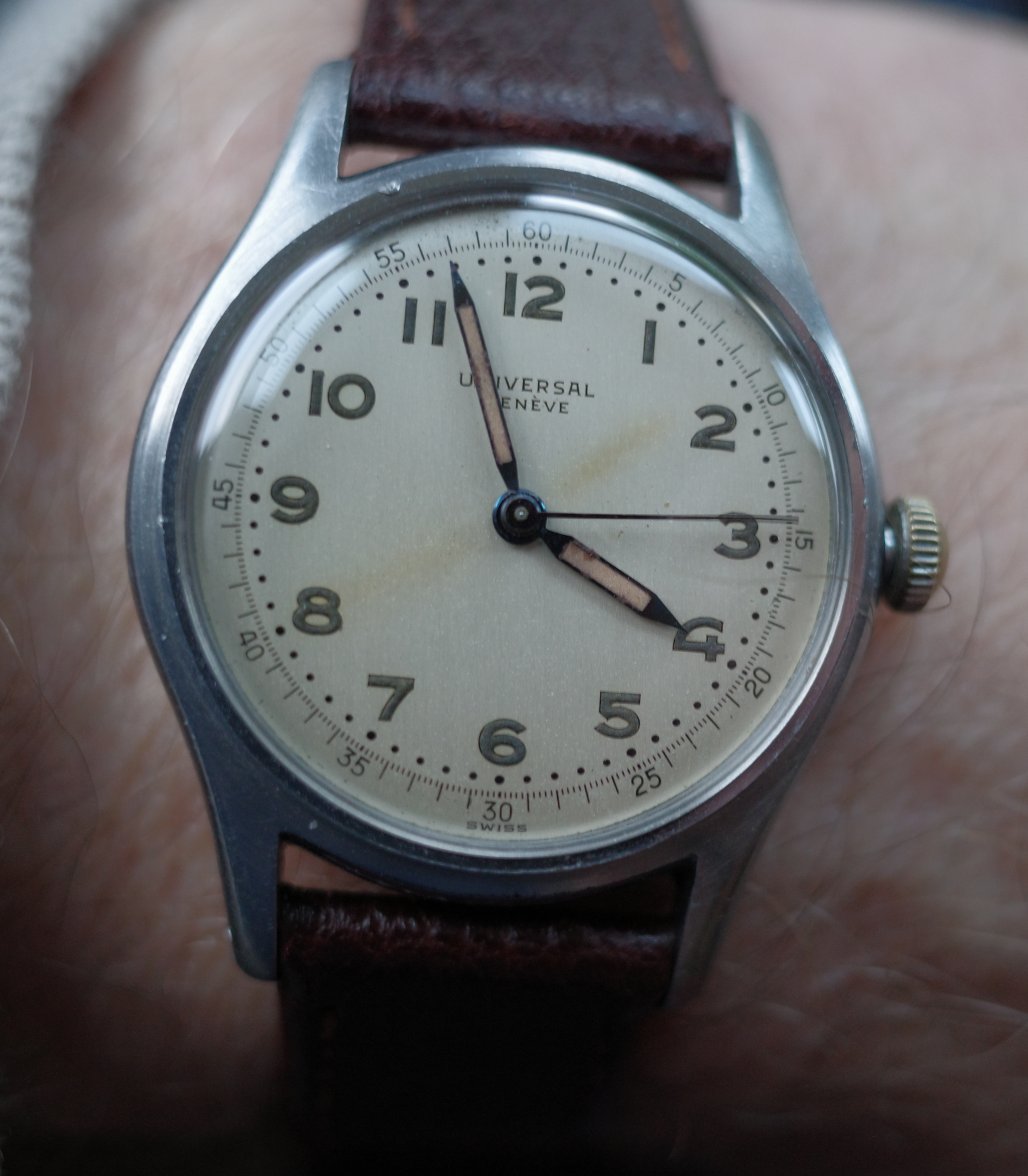 1945 UNIVERSAL GENEVE CAL 263 DIAL.JPG