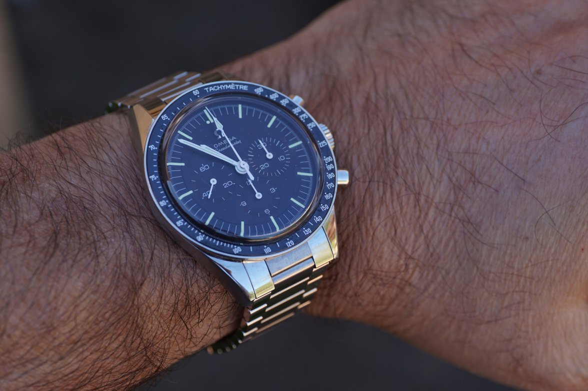 omega_7411266.jpg
