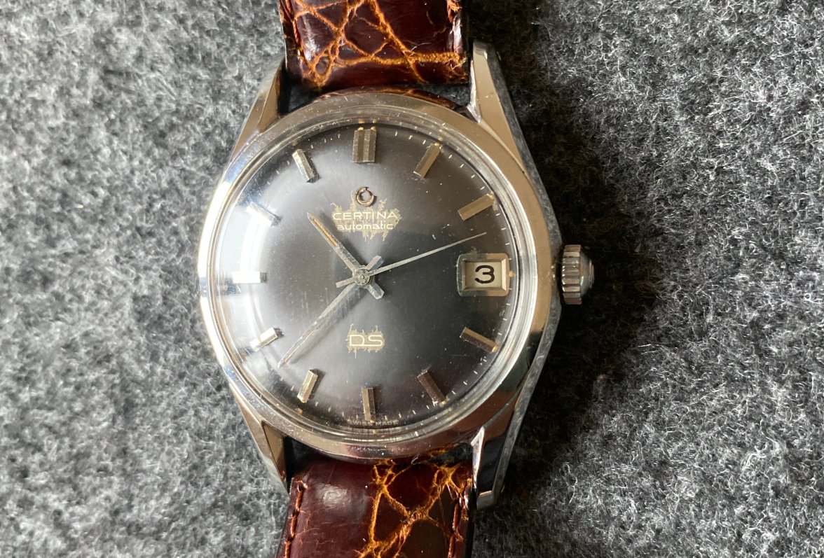 Certina DS dark grey.jpg Certina DS dark grey.jpg