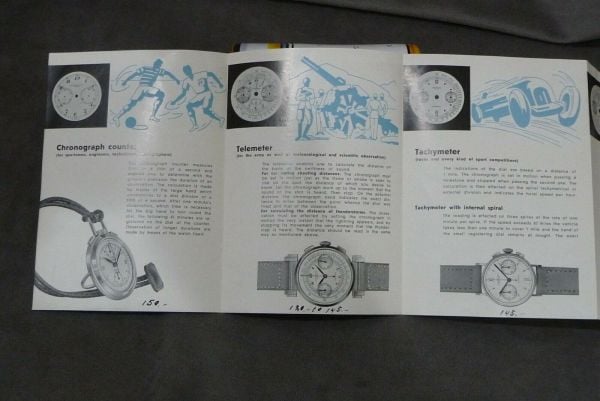 -two_2_vintage_universal_geneve_chronograph_small_catalogs-2_30.jpg