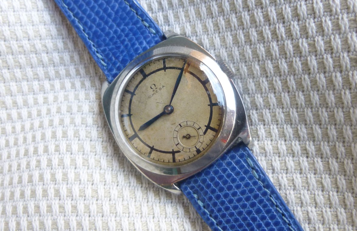 omega sector dial (3).JPG omega sector dial (3).JPG