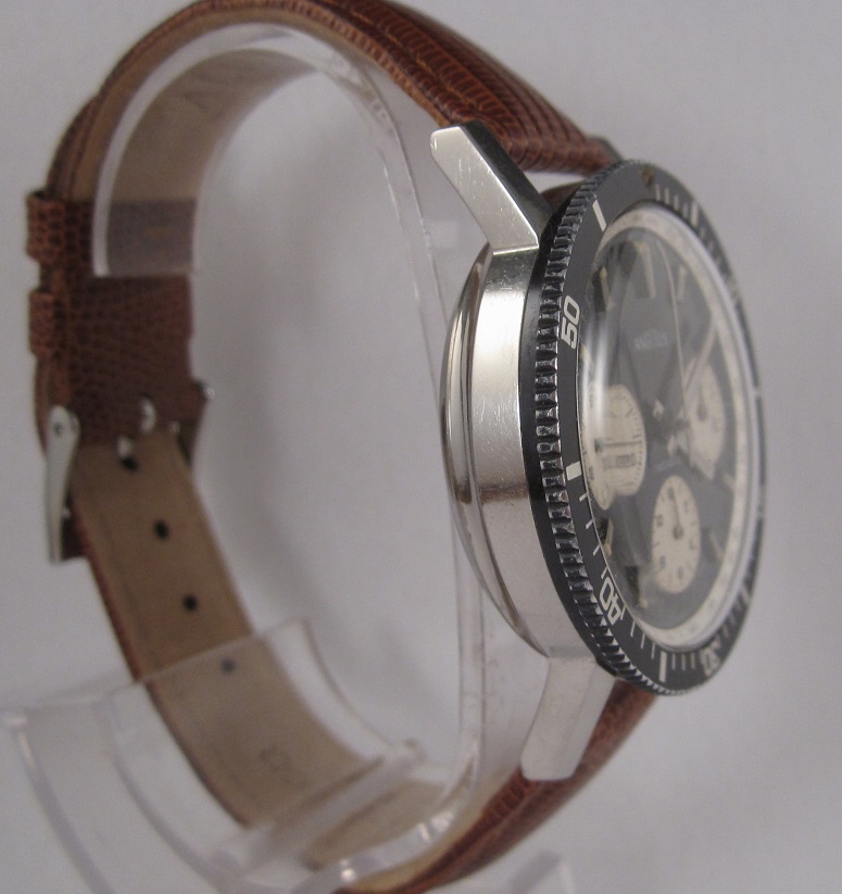 SOLD - Extremely rare Angelus 3-register chronograph, panda-dial ...