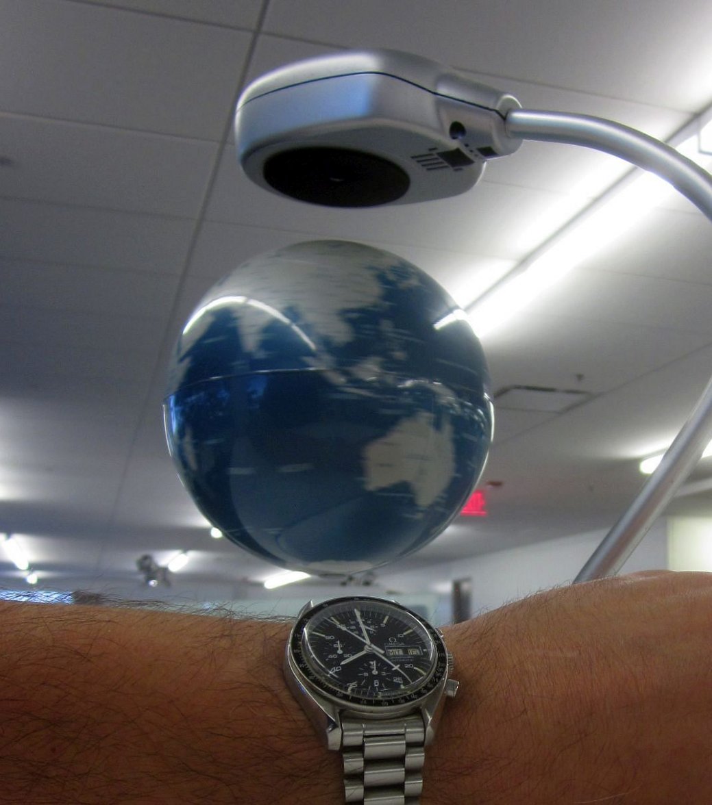 HG floating globe IMG_9763.jpg