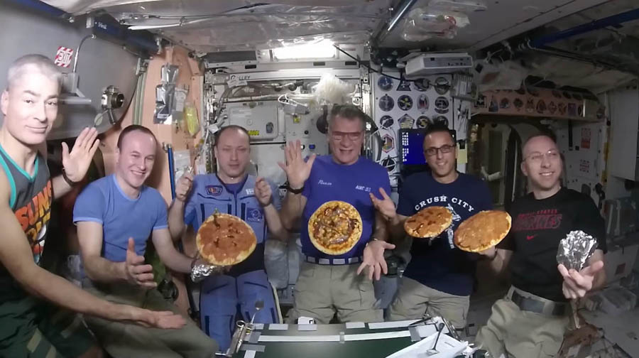 PIZZA.jpg