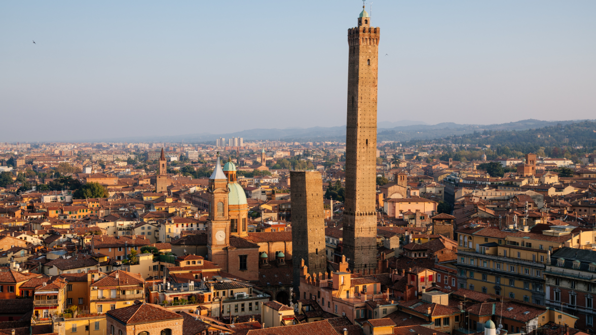 torre-degli-asinelli.png