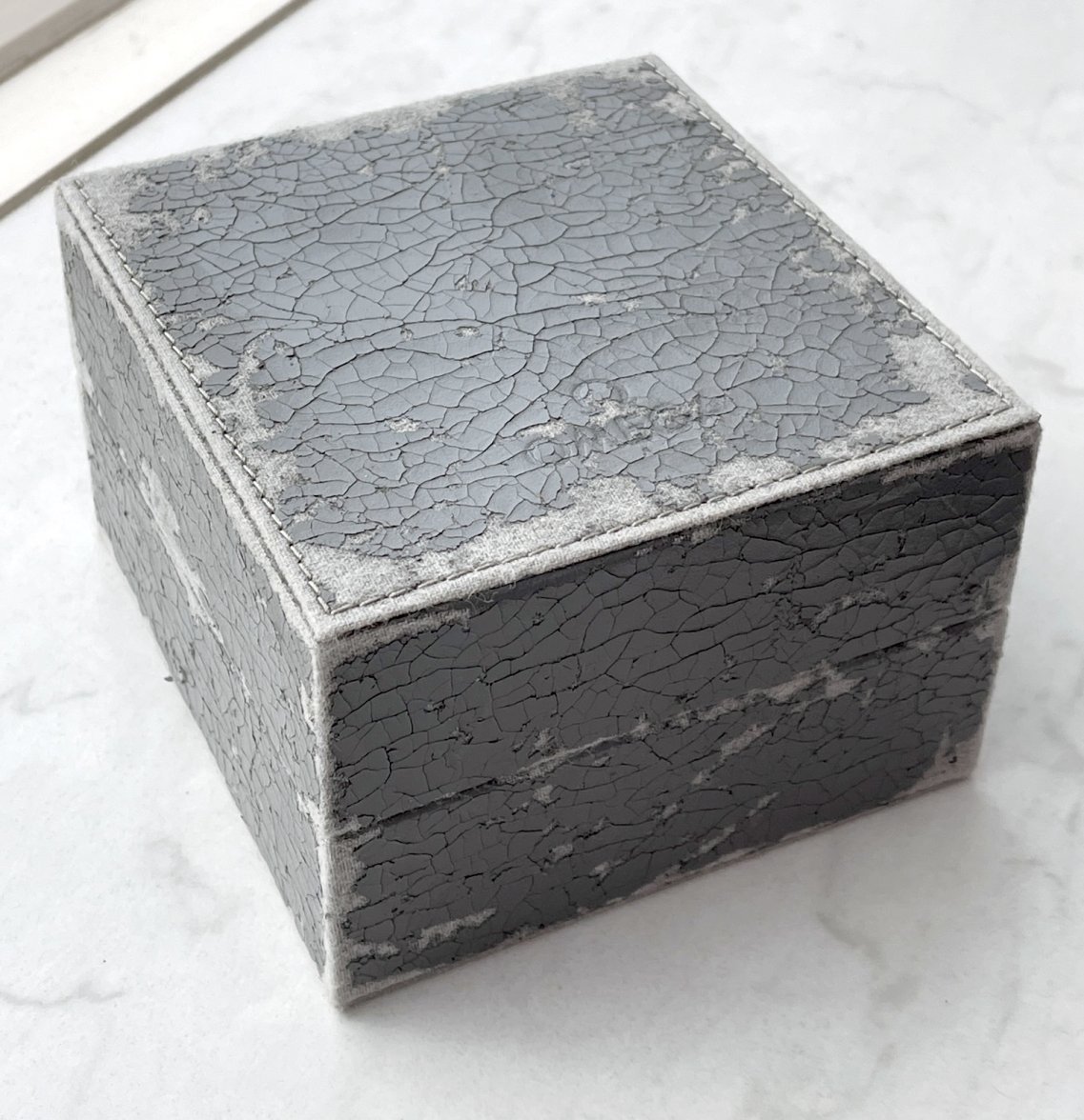 359050_box (3).JPG 359050_box (3).JPG