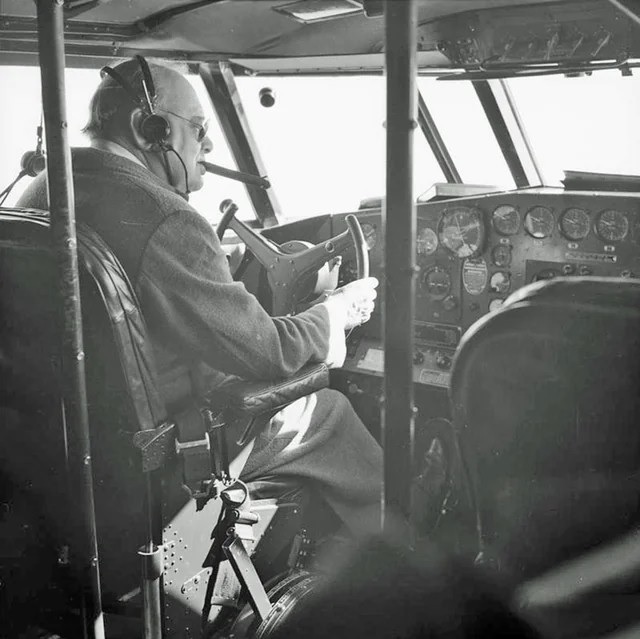 1942_Winston_Boeing314-Clipper.jpg