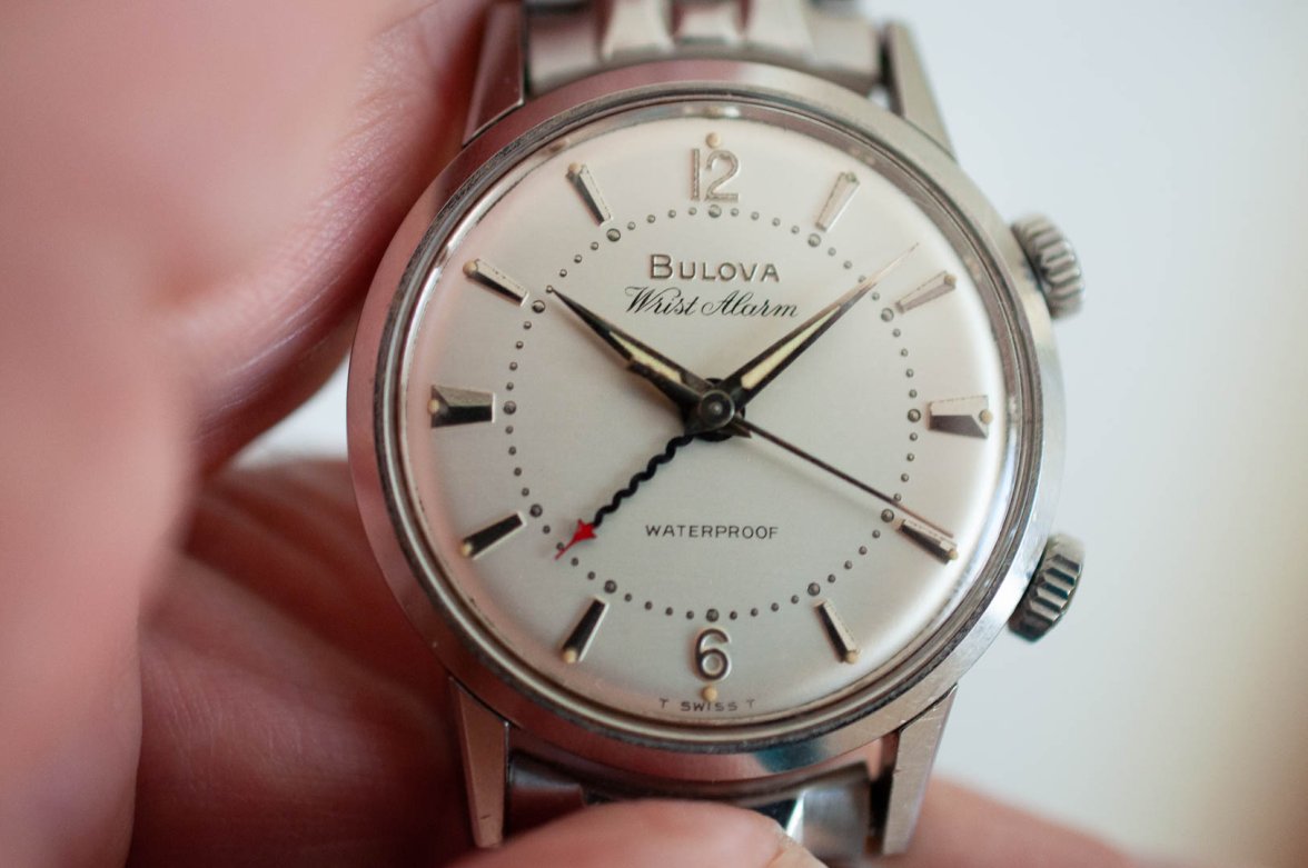 Bulova Wrist Alarm M5-37.jpg