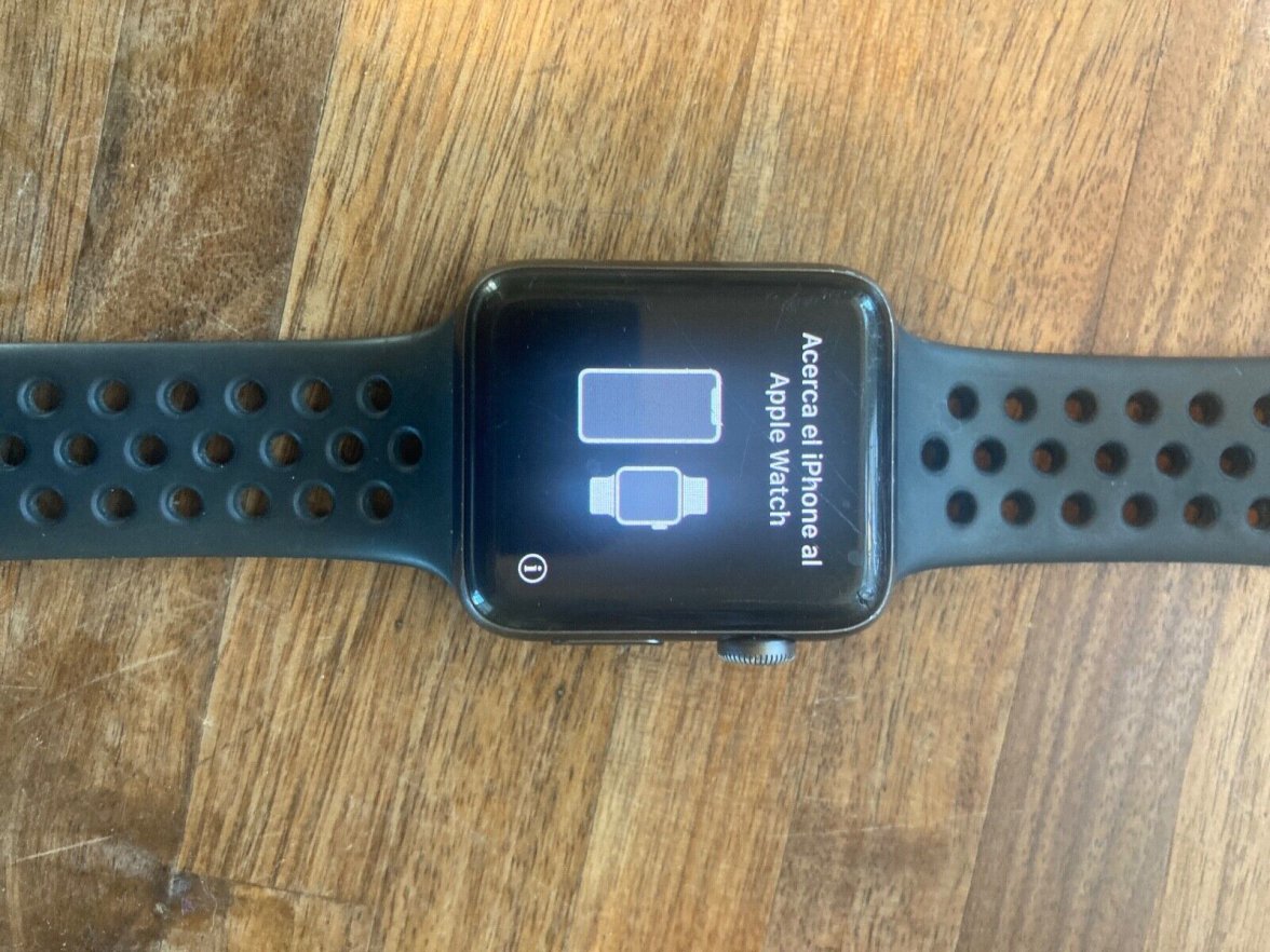 s-l1600AppleWatch.jpg