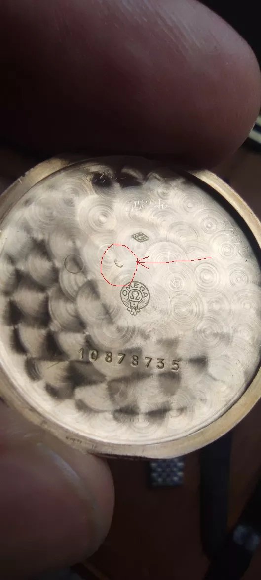 Omega French caseback c1945.jpg