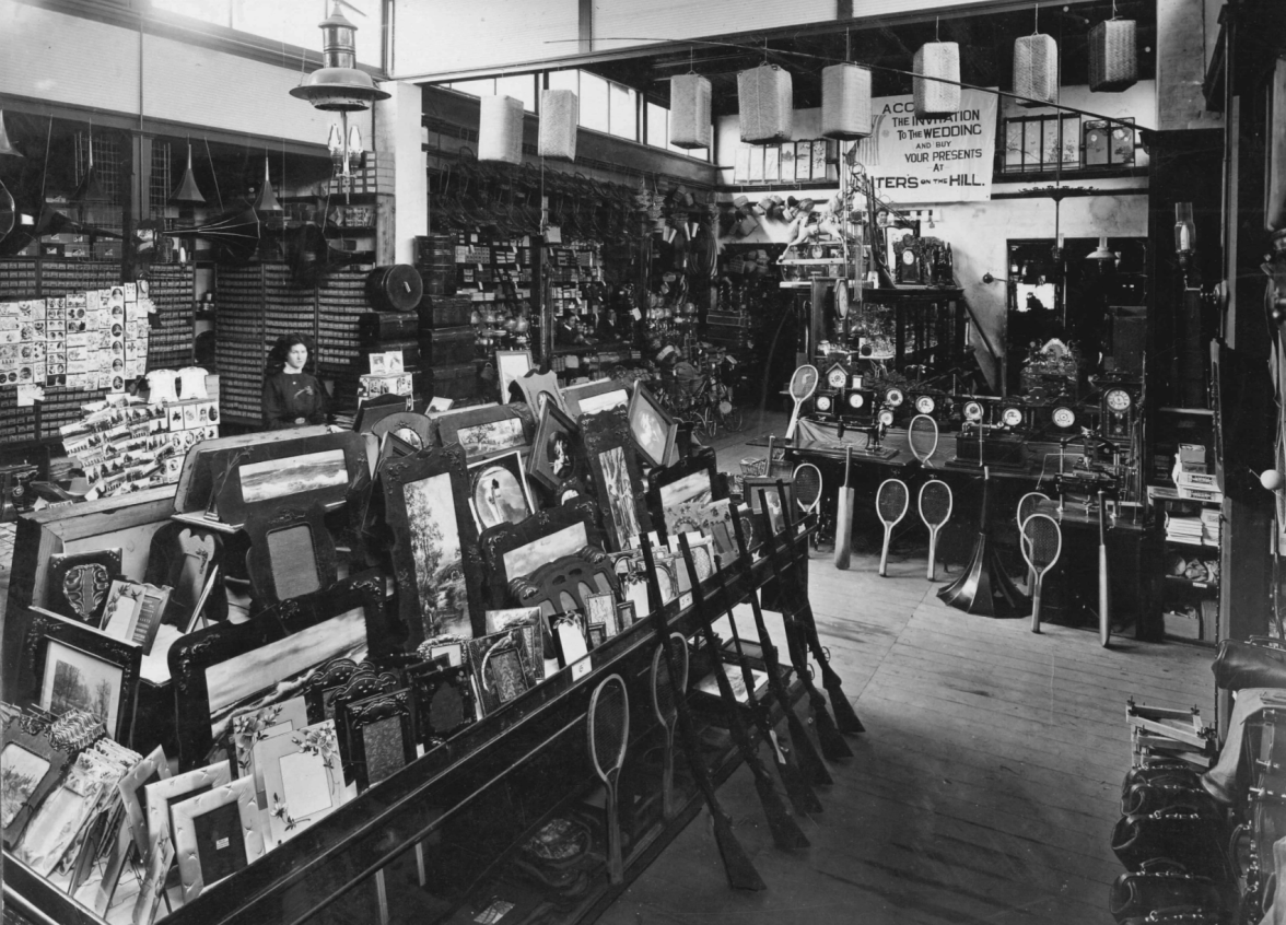 HunterBrosWagga.png HunterBrosWagga.png