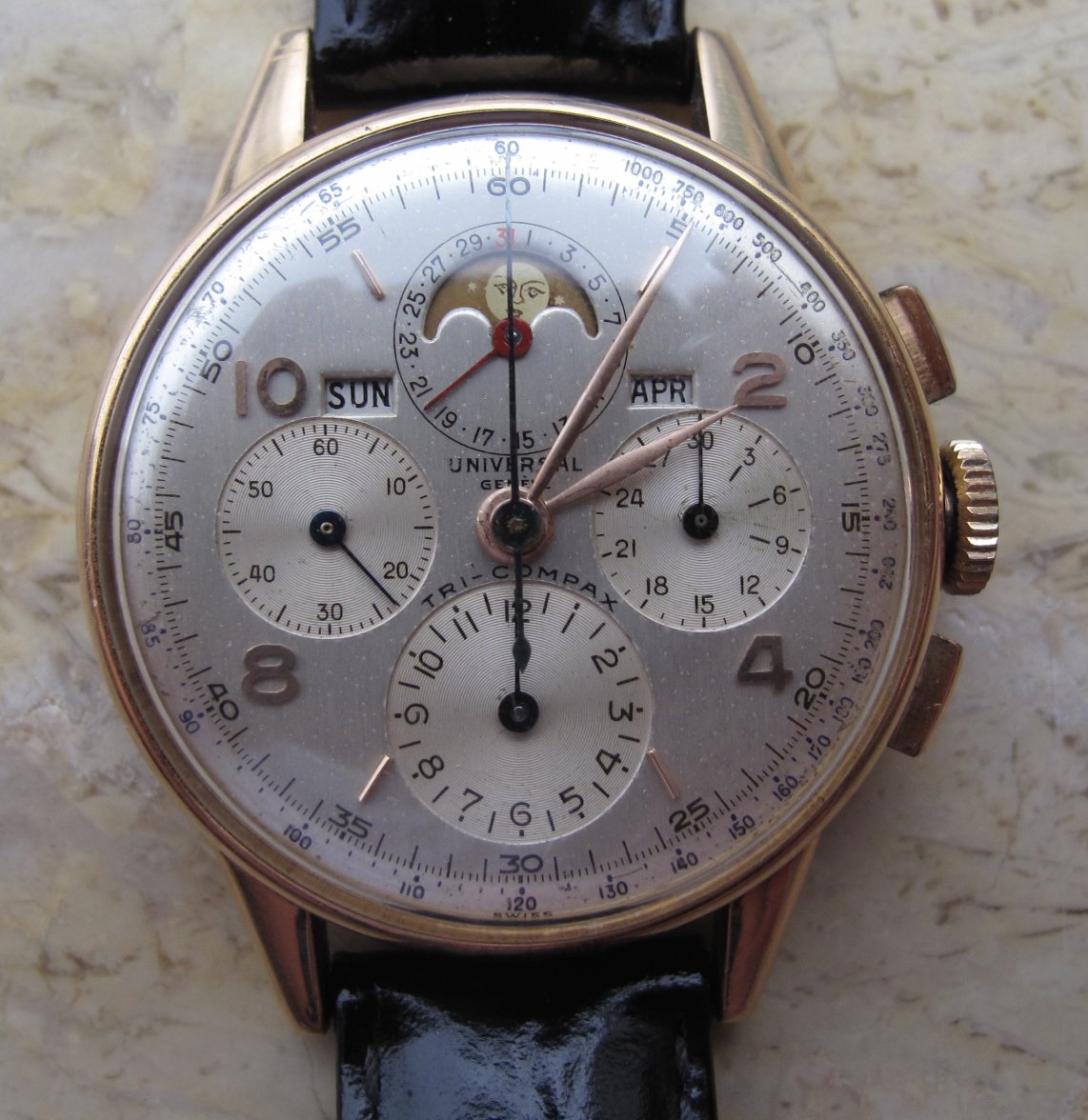 Universal Tri-Compax (1945).JPG