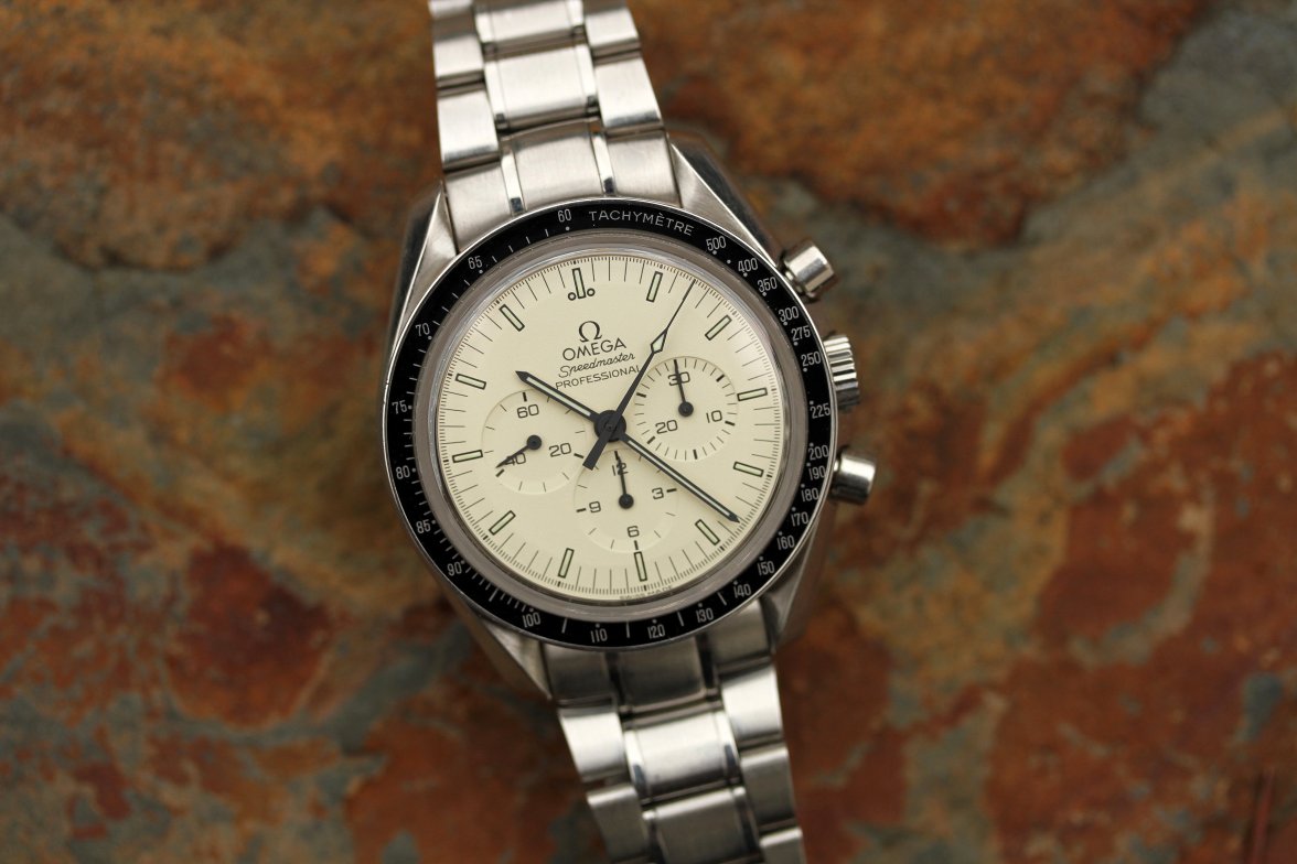 albino speedmaster