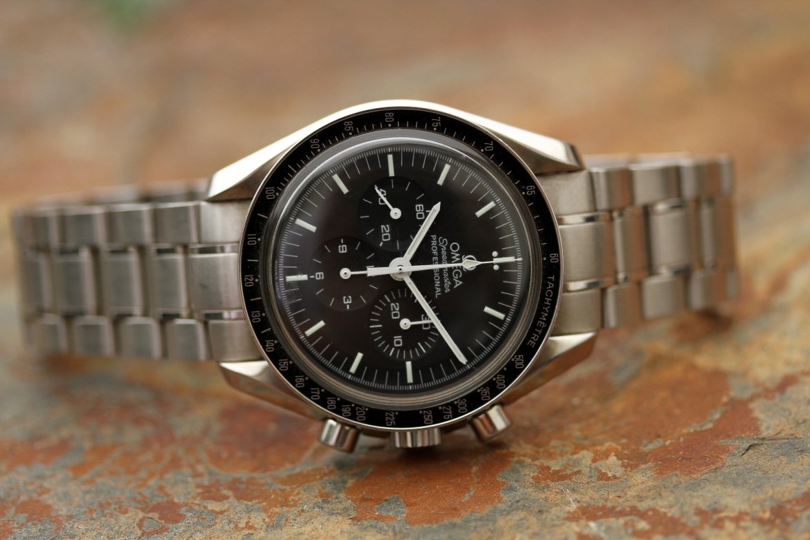 omega speedmaster 2001