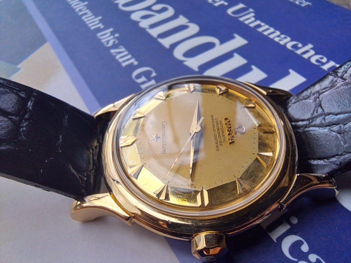 Omega hotsell constellation deluxe