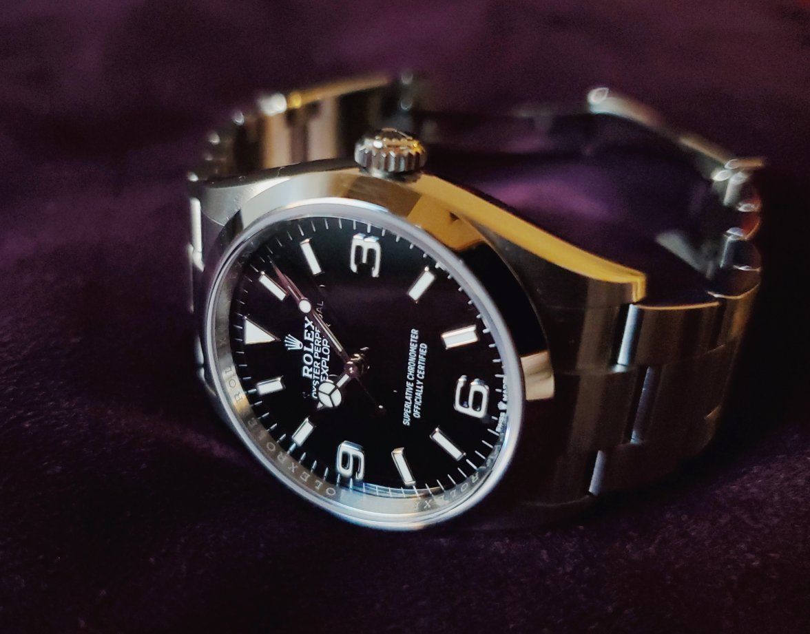 Edit67832Face2.jpg Edit67832Face2.jpg