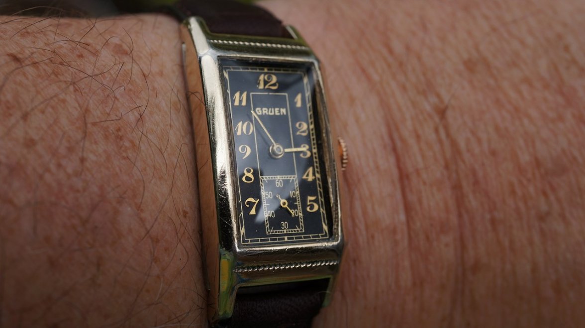 NOS Gruen glass crystal (Copy).JPG