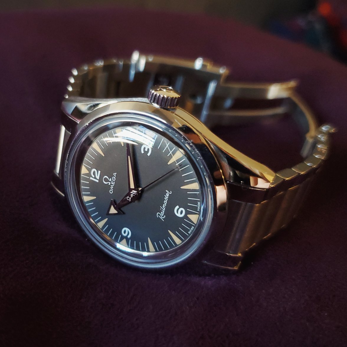 Edit863863Face3.jpg Edit863863Face3.jpg