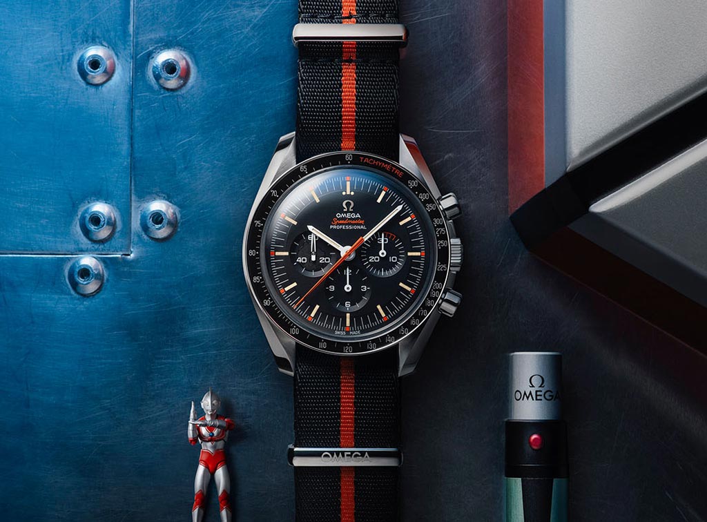 Omega-Speedmaster-Limited-Edition-42-mm-Ultraman-002.jpg