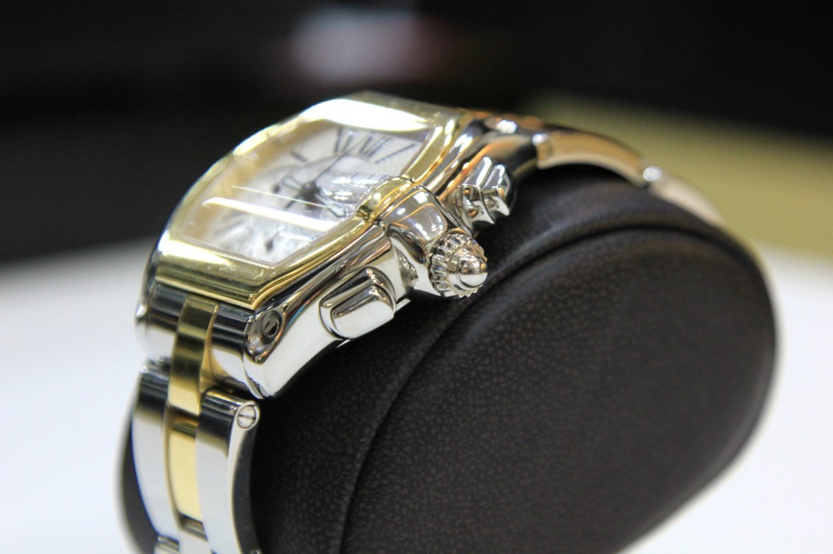 Cartier Roadster 2618 6.jpg