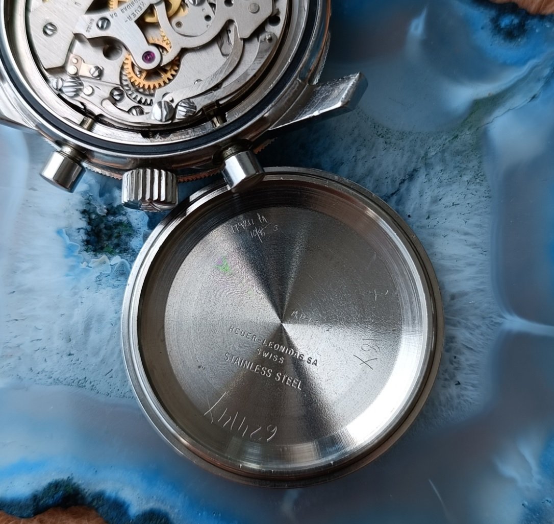 Enzo_Heuer 7763 Inside Case Back.jpg