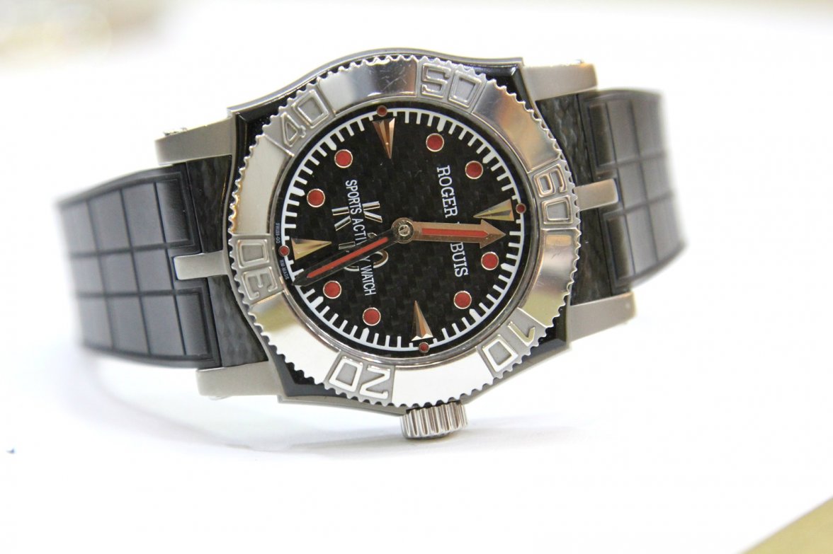 Roger Dubuis Easy Diver 8.jpg