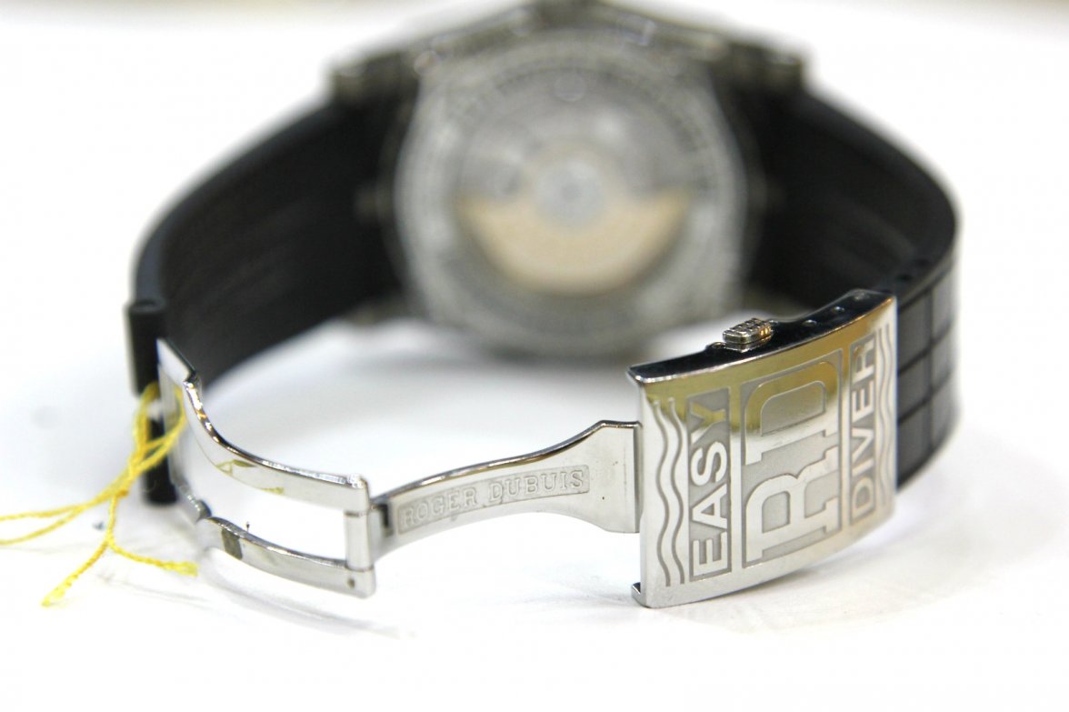 Roger Dubuis Easy Diver 5.jpg