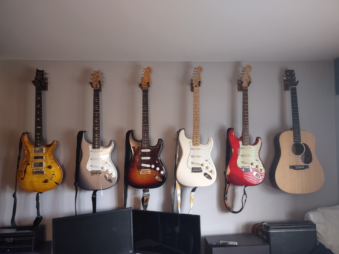 guitars.jpg