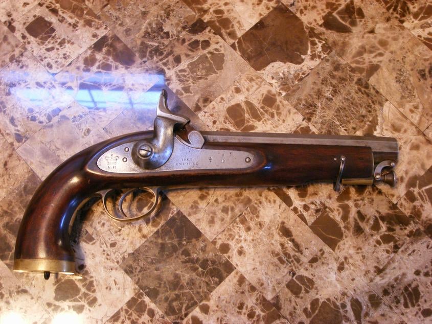 British pattern 1858 percussion marked 1862 ENFIELD-1.JPG