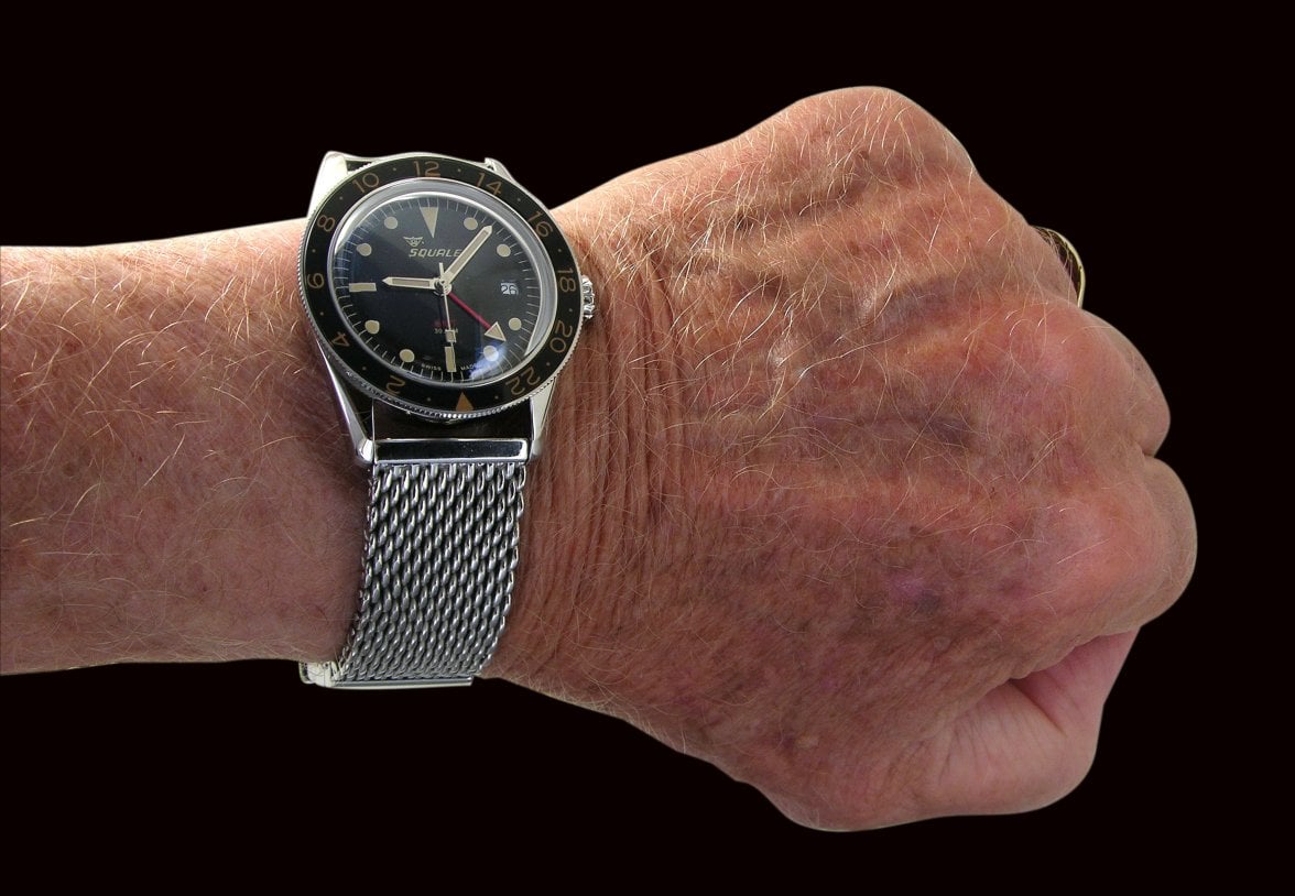 Squale Hand 01.JPG