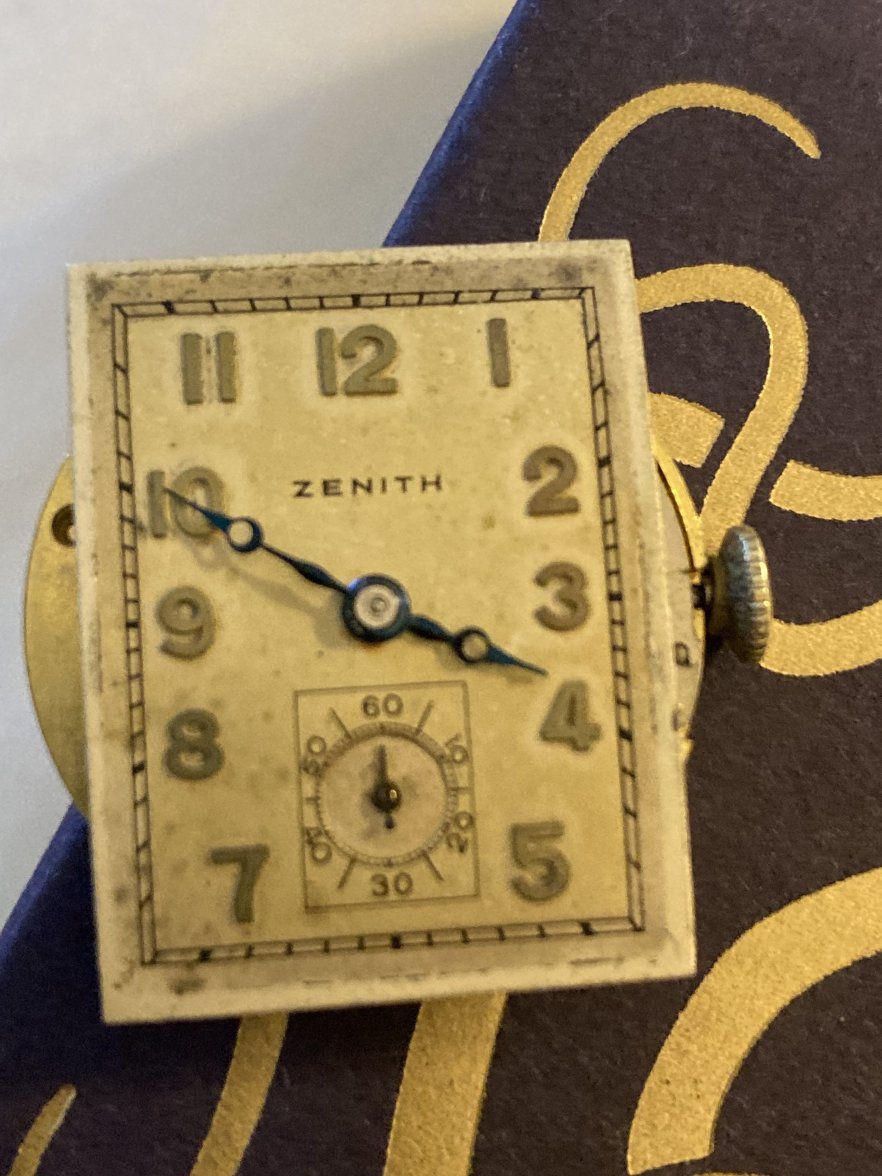 Zenith tank online watch