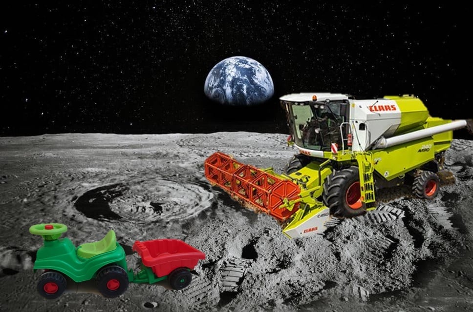 Tractor_moon.jpg