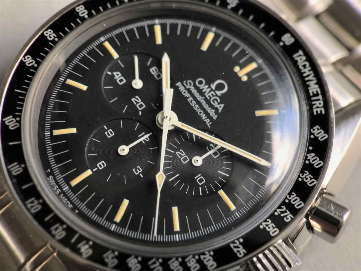 omega_apollo_xi_chronoscope_collector_watches_2.jpg