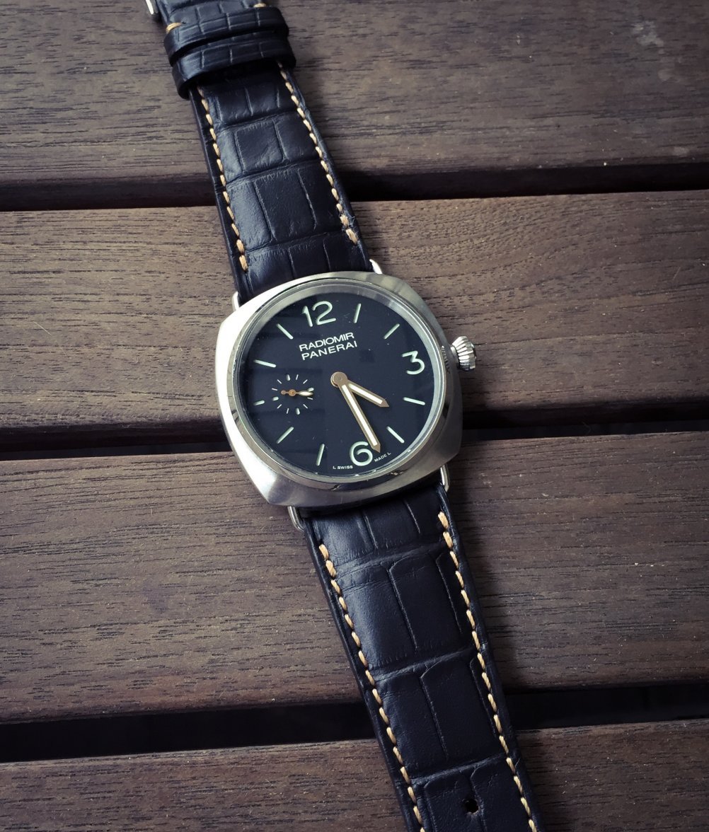 The under 44mm great Panerai photo thread 40 42mm PAMs step