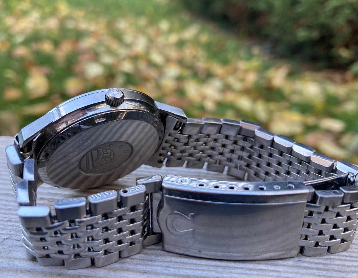 con bracelet.jpg