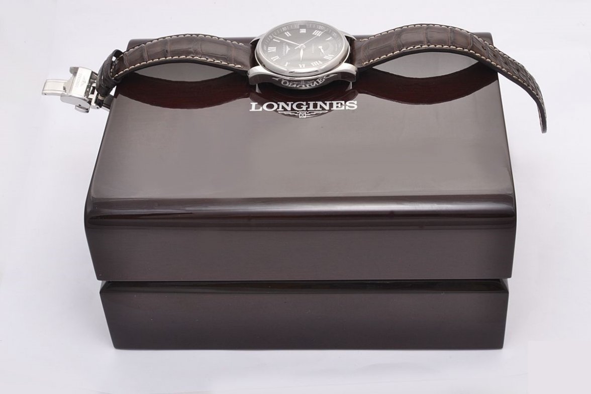 Longines Master Collection Black L2.666.4.33 7.jpg