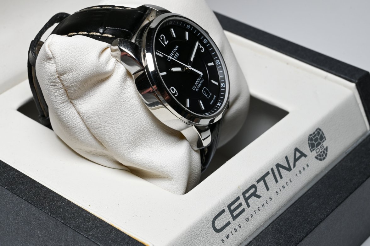 Certina-2.jpg Certina-2.jpg