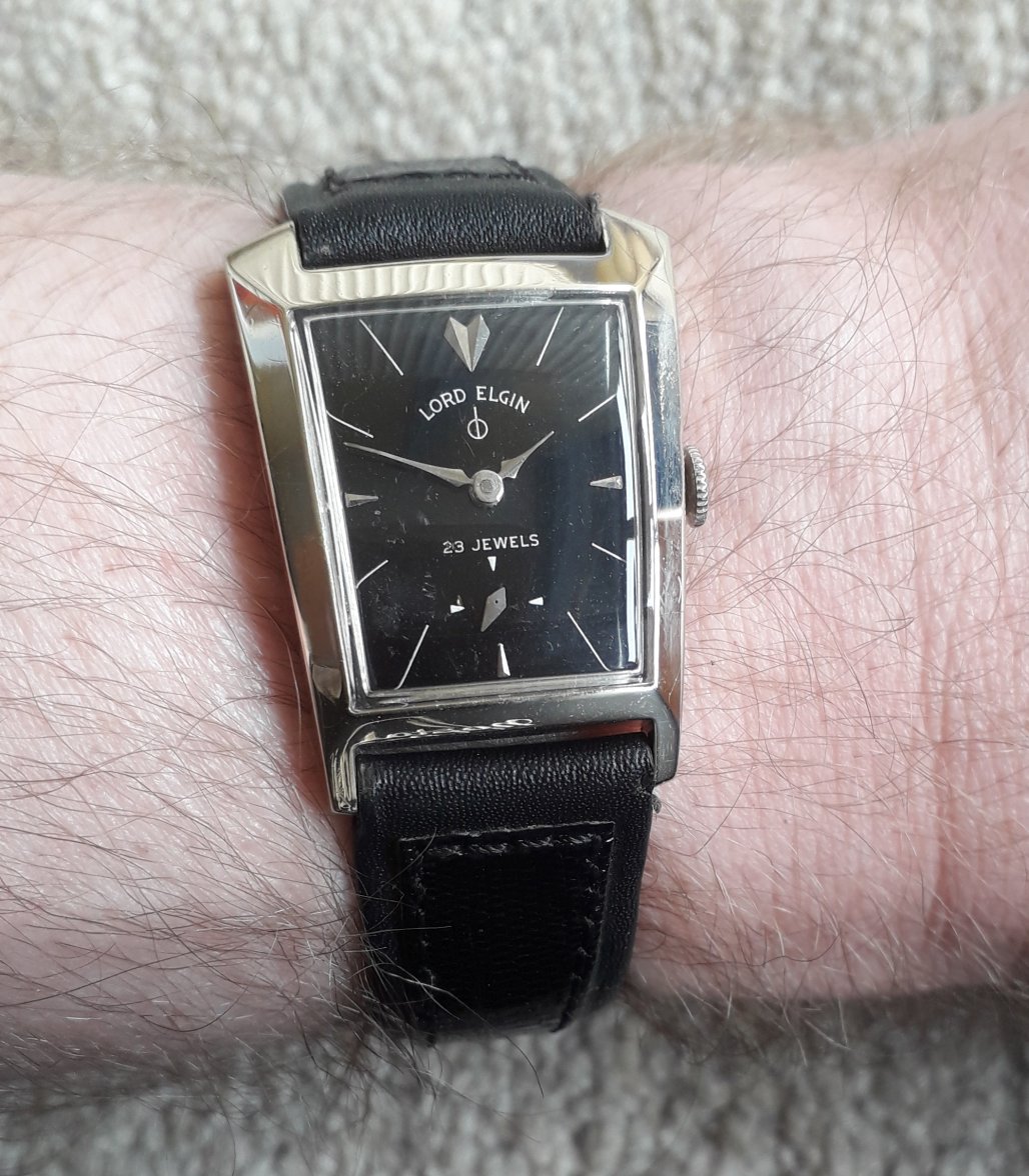 Lord Elgin Dunbar wristshot 01.jpg