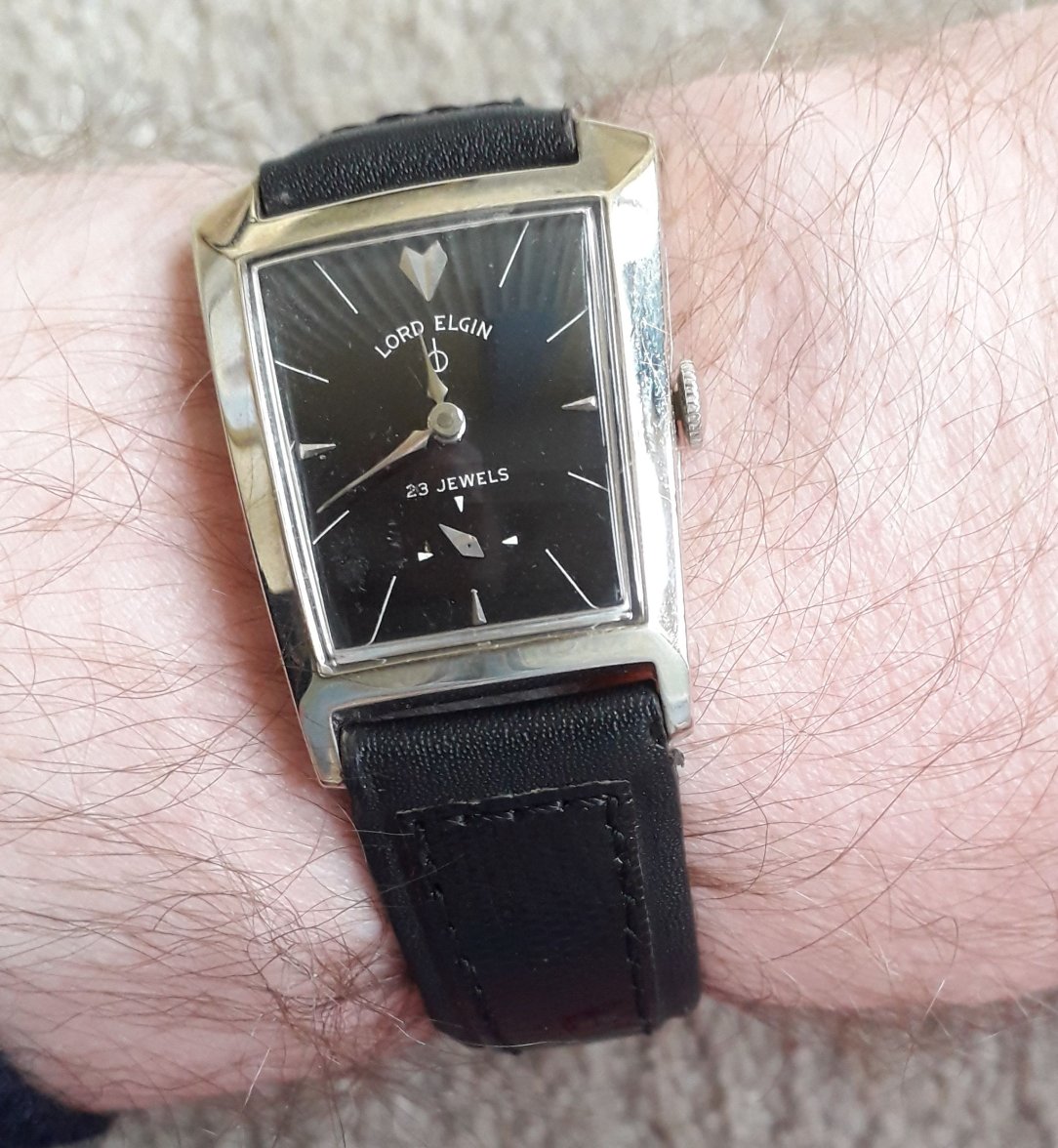 Lord Elgin Dunbar wristshot 04.jpg